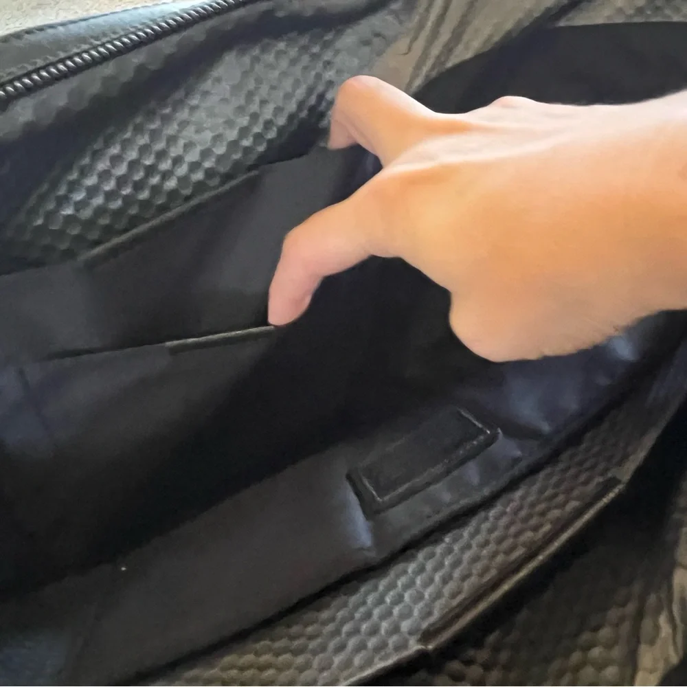 Tumi Alpha Bravo slim commuter brief case laptop bag super clean